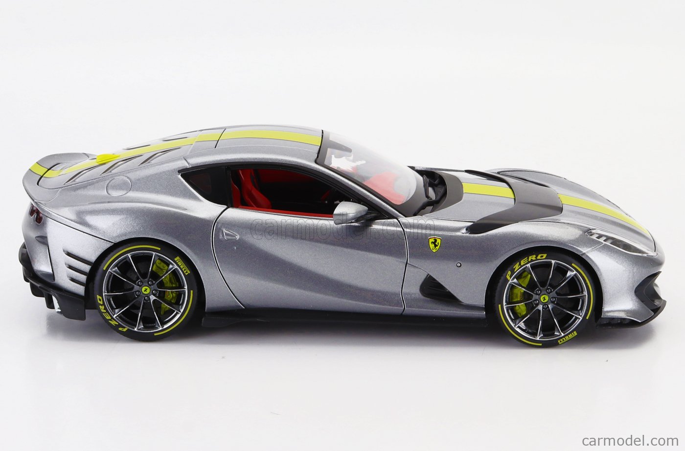 Bburago 1:18 Ferrari Signature - Ferrari 812 Competizione