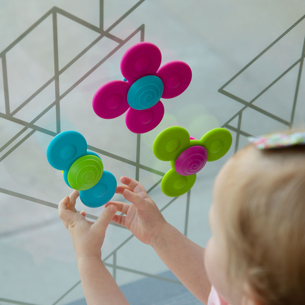 Tomy - Fat Brain Toys Whirly Squigz