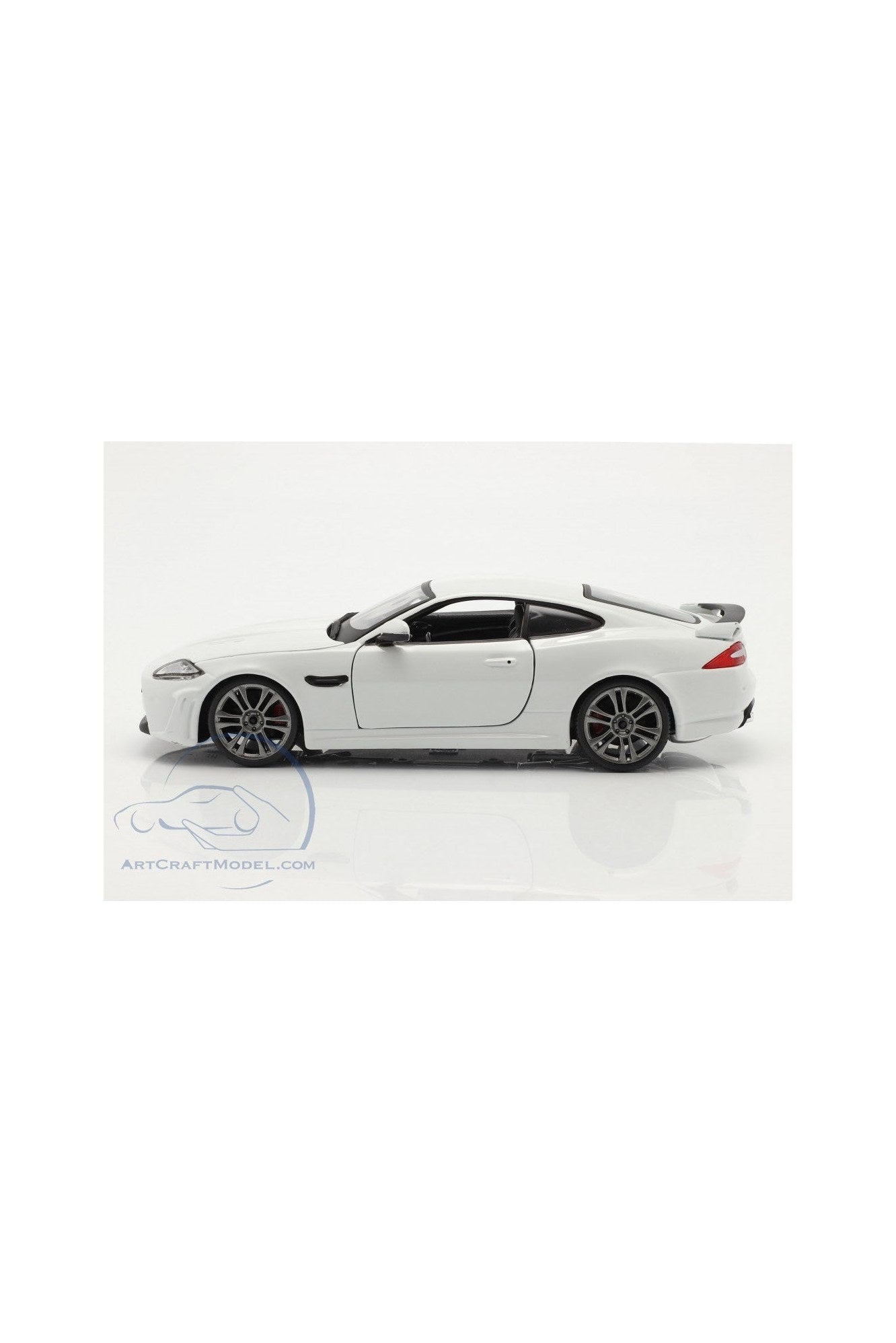 Bburago 1:24 Jaguar XKR - S 2011 Diecast Model - Marah Kids