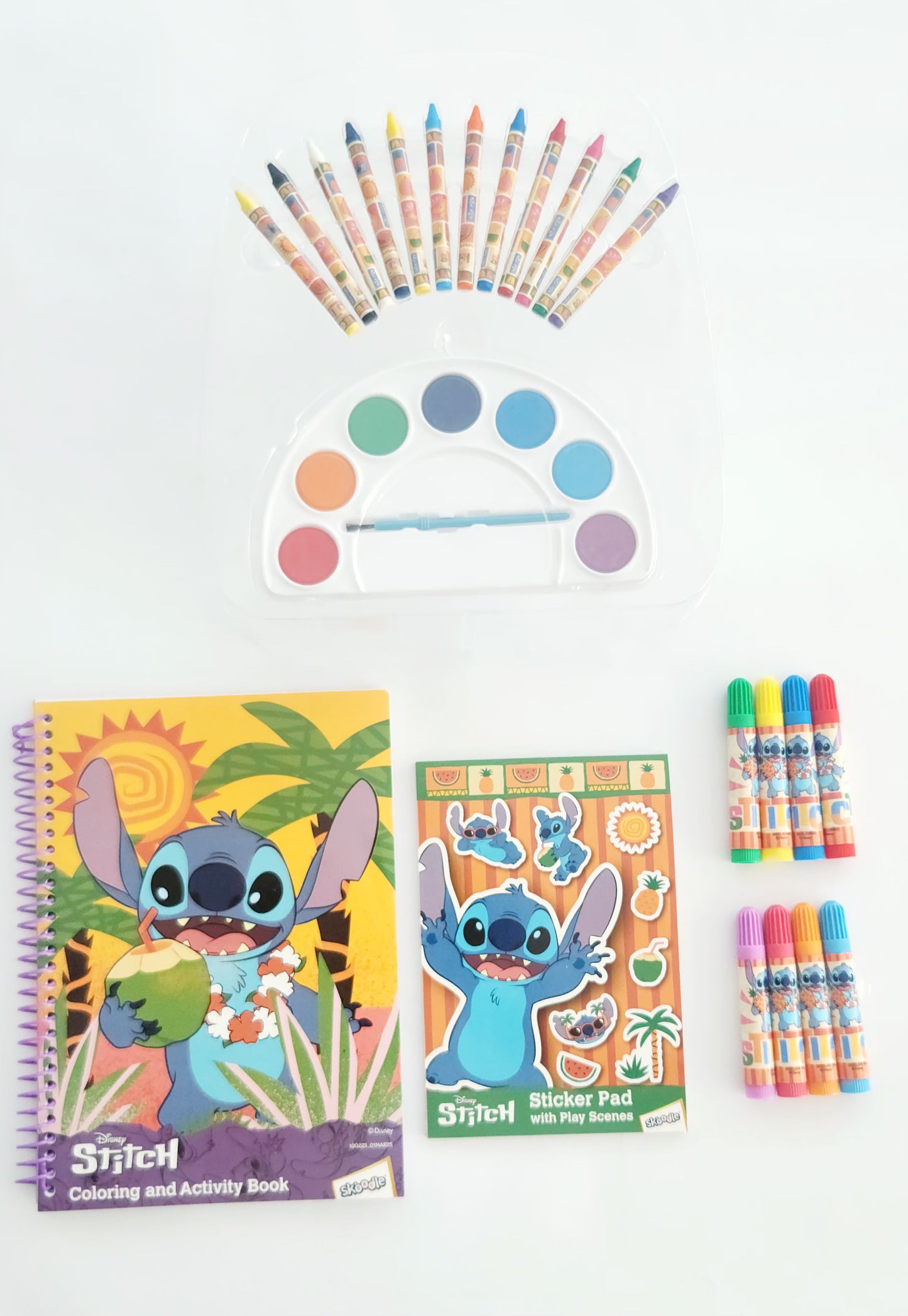 Disney Stitch Super Activity
Color,Sticker&Design Set