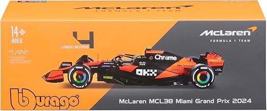 Bburago 1:24 Formula Model Kit (with helmet & plastic stand) - McLaren Team MCL38