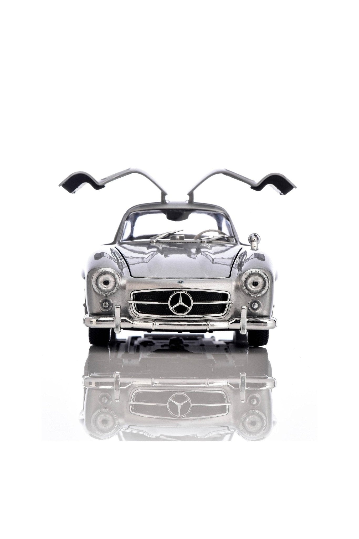 Bburago 1:24 Scale Mercedes - Benz 300SL (1954) – Silver - Marah Kids