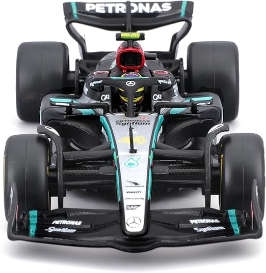 Bburago 1:43 Formula Pit Pass - Mercedes-AMG Petronas F1 W15 Team