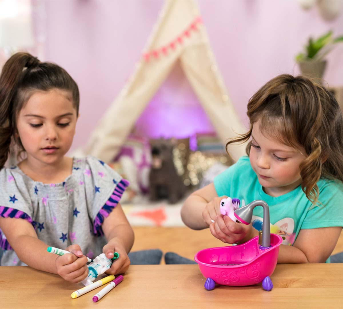 Crayola Scribble Scrubbie Pets, Dog & Cat - Marah Kids