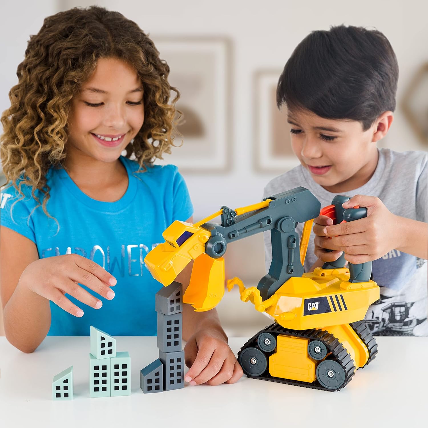 Cat L&S Roarin Rex - Cavator 12.5" B/O - Marah Kids