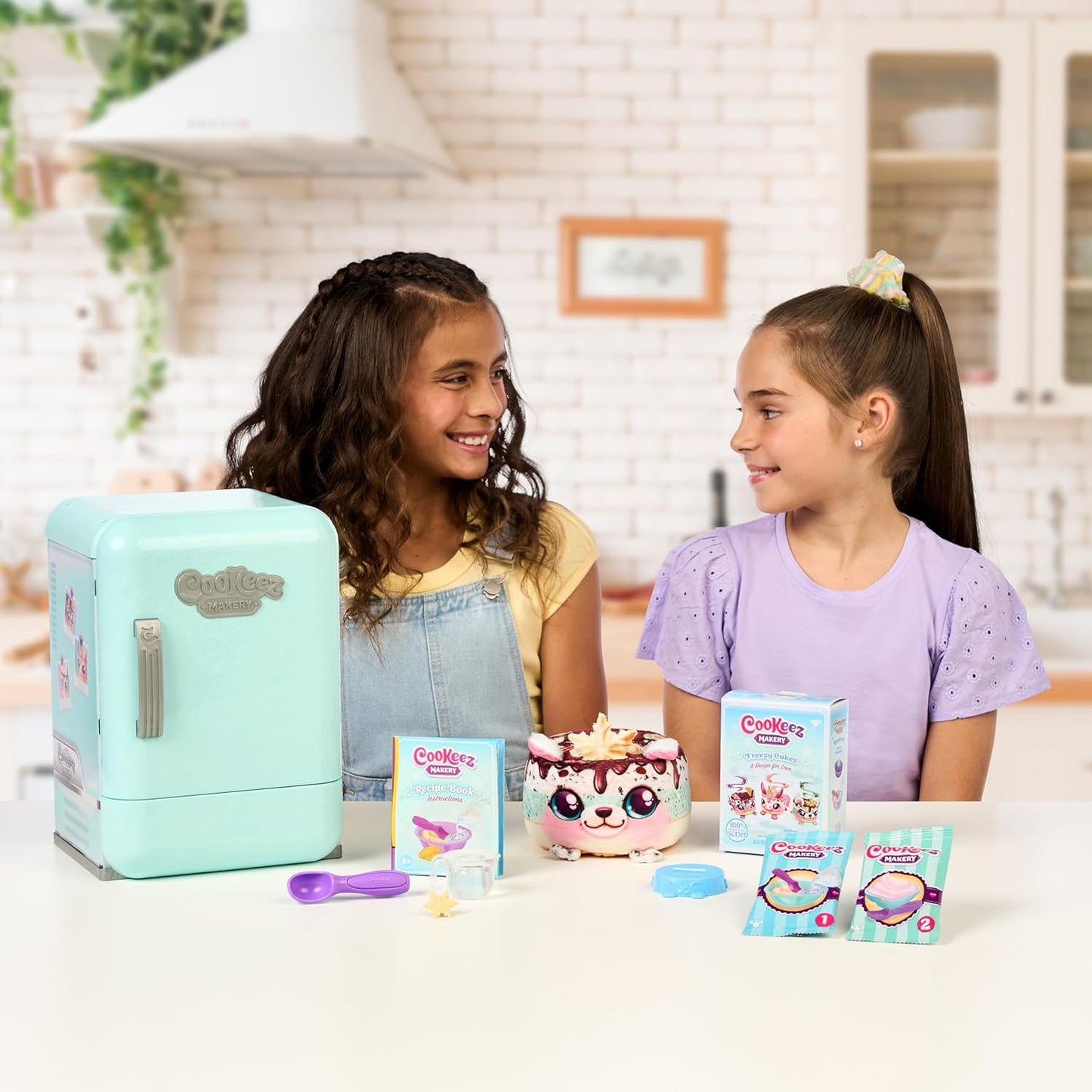 Cookeez Makery Freezy Cakez Fridge Battery Operated - Marah Kids