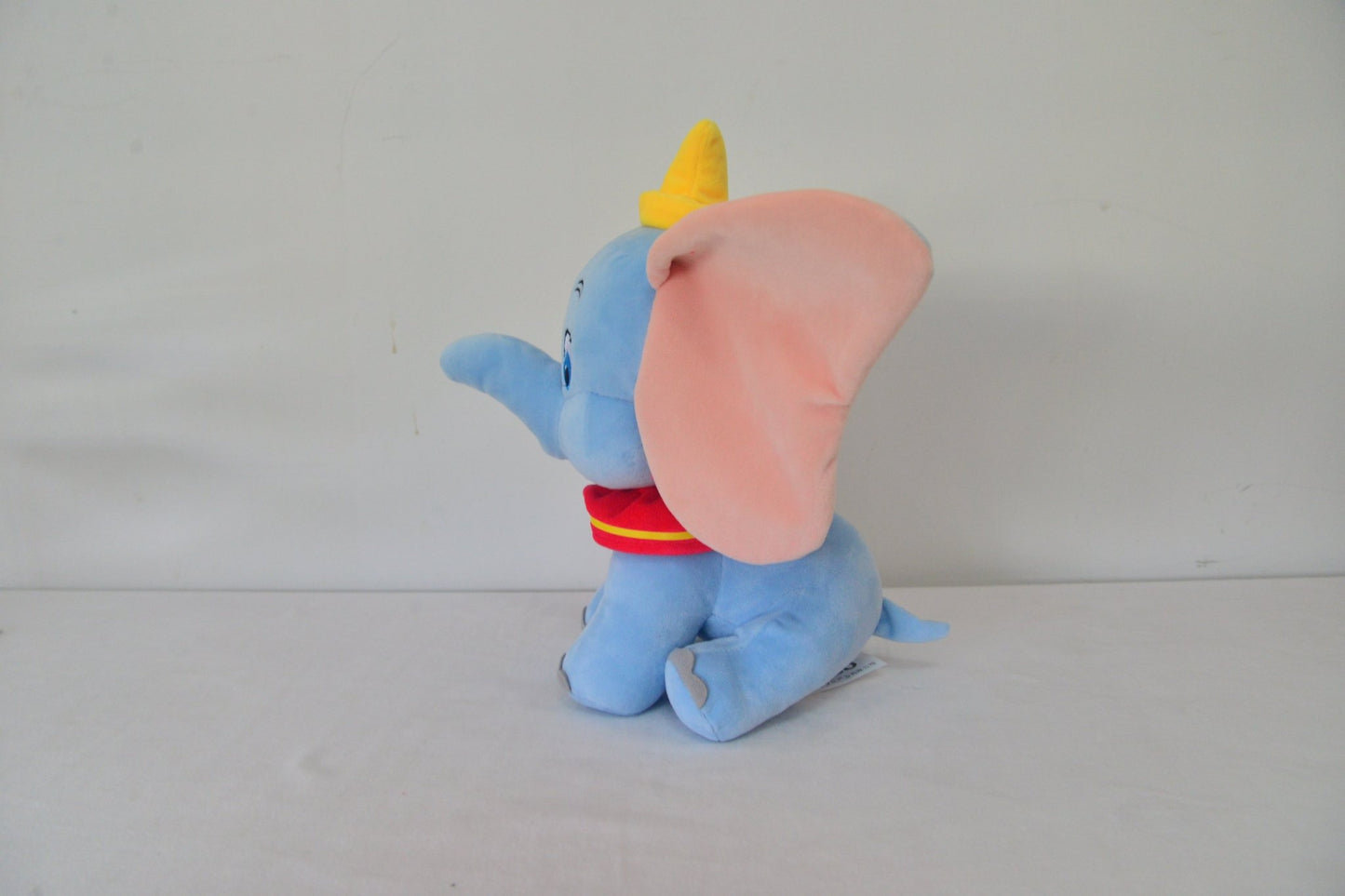 DISNEY PLUSH ANIMAL VALUE DUMBO L14 - Marah Kids
