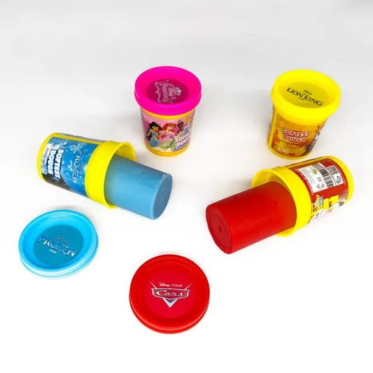 Disney Captain America 3Oz Dough With Figure Stamper - Marah Kids