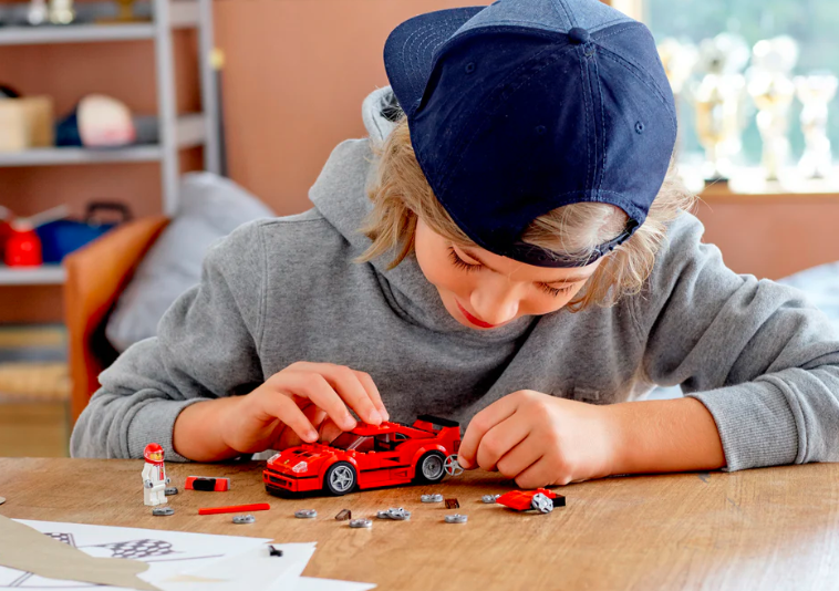 Lego Ferrari F40 Competizione