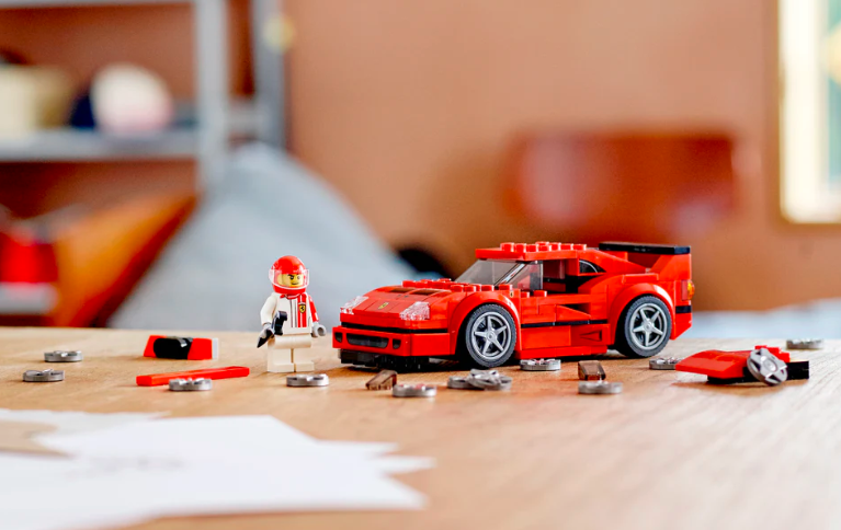 Lego Ferrari F40 Competizione