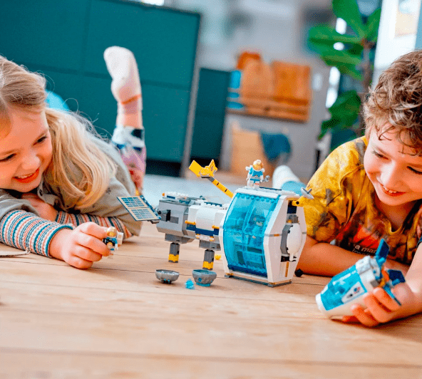 Lego Lunar Space Station - Marah Kids