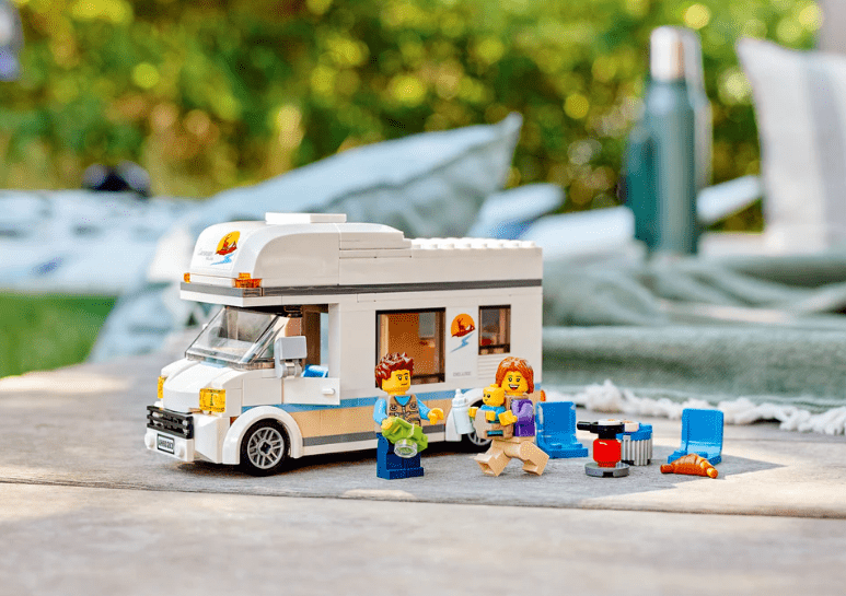 Lego Holiday Camper Van - Marah Kids