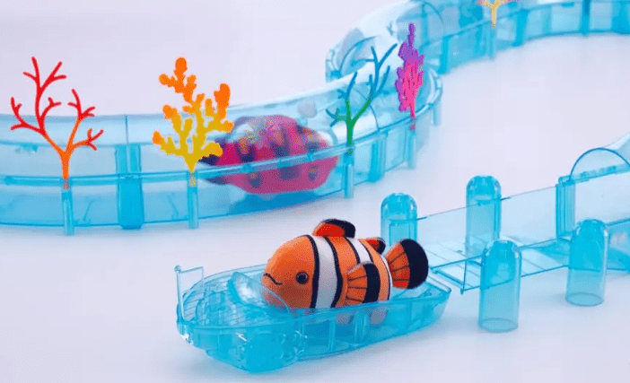 Zhu Zhu Pets Aquarium Speedboat And Dock - Marah Kids