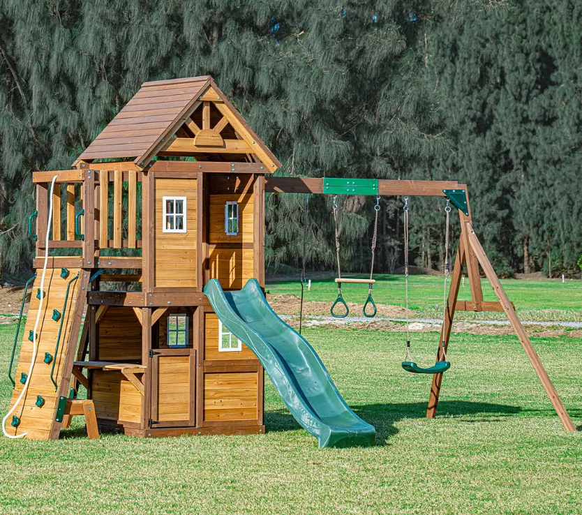 Mount Peak -Kazbek Swing Set & 2 level Play House with wooden roof