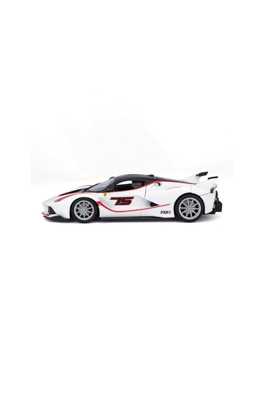 Bburago 1/24 Ferrari FXX - K 75 Diecast Model Car (White) - Marah Kids