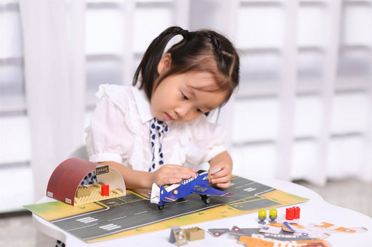 Cada Endless Creativity - Montessori - DIY 6 - in - 1 Mighty Airplant - Marah Kids