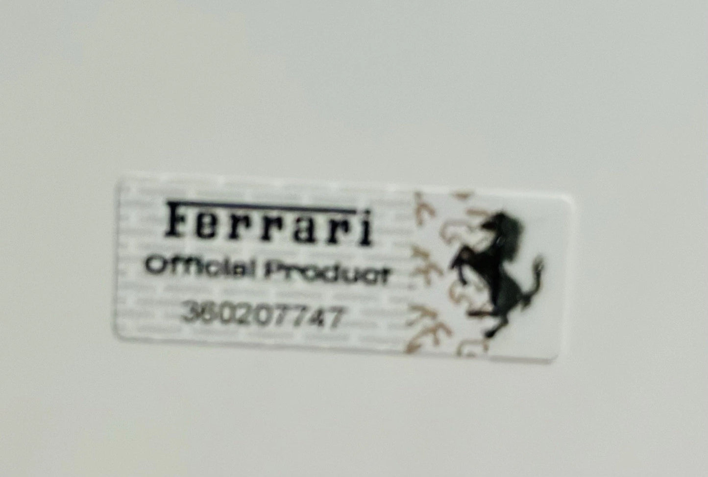 Bburago 1:24 Ferrari Formula Model Kit (with helmet & plastic stand) - SF-24