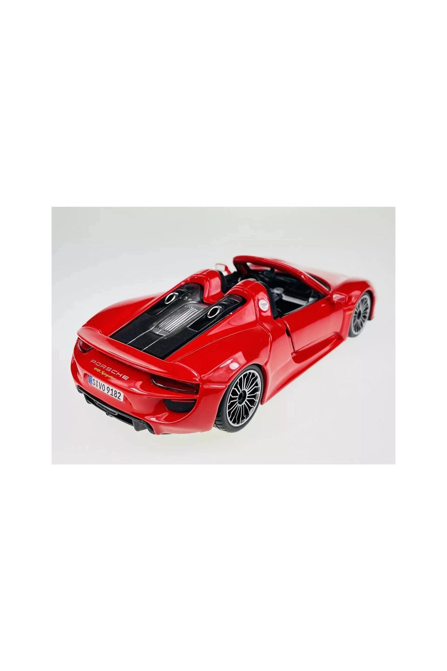 Bburago 1:24 Porsche 918 Spyder Red Diecast Model - Marah Kids