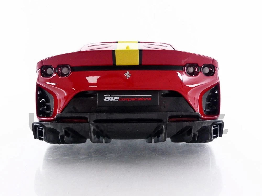 Bburago 1:18 Ferrari R & P - Ferrari 812 Competizione