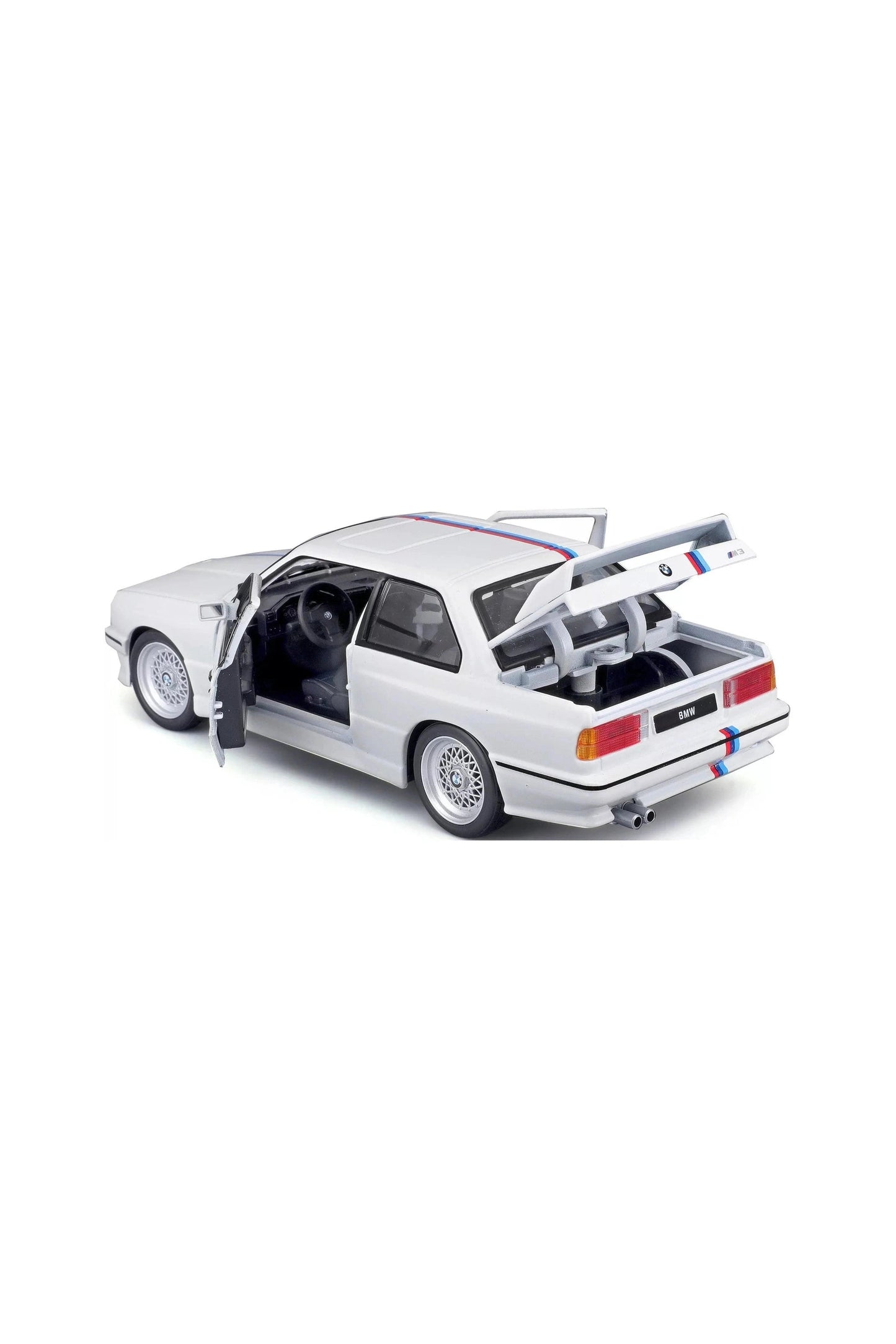 Bburago 1/24 Scale Model - BMW 3 Series M3 (1988) White