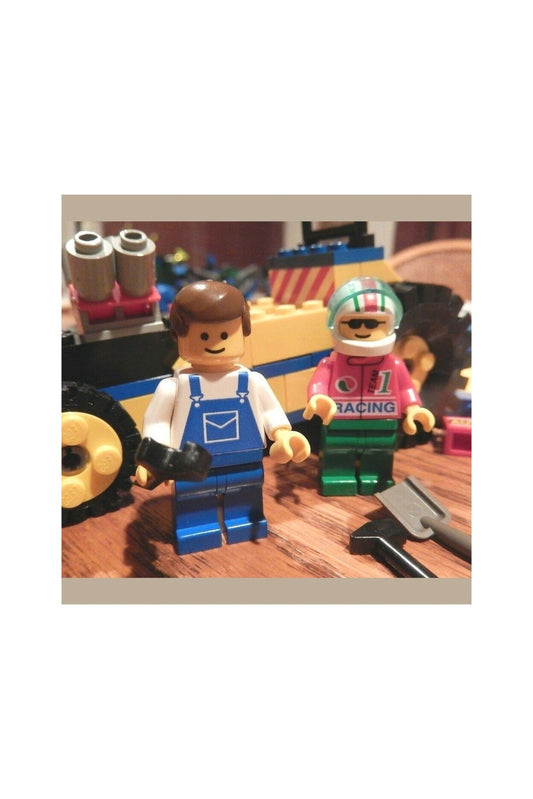 Lego Challenger Set 300 Universal Building Set - Marah Kids