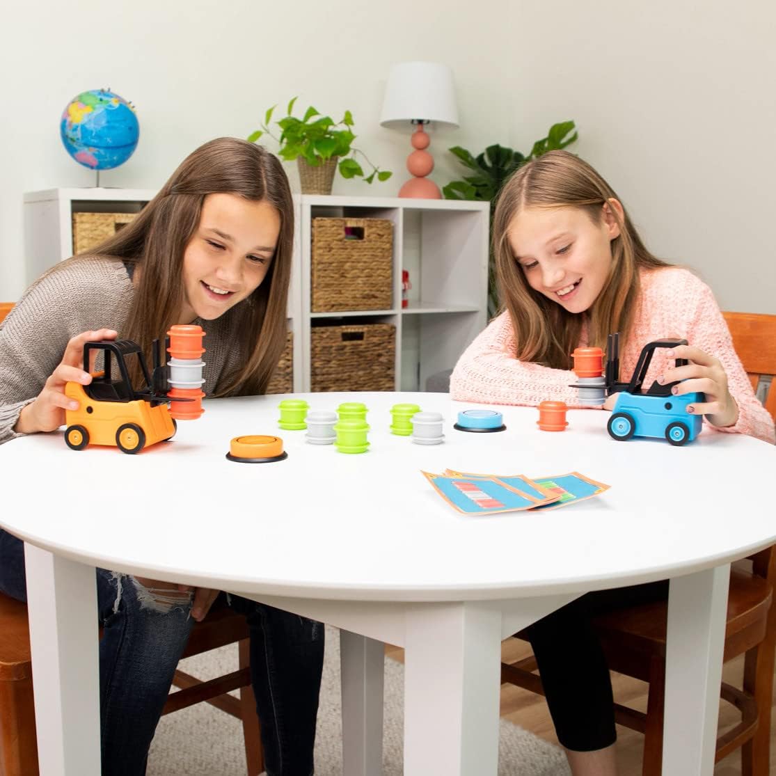Tomy - Fat Brain Toys Forklift Frenzy - F347DT2