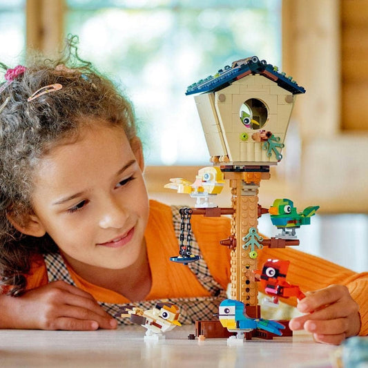 Lego 31143 Creator 3In1 Birdhouse: Birds To Hedgehog To Beehive Set