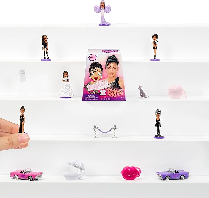Bratz - Mini Bratz x Kylie Jenner - 2 Mini Collectables Pack of 1 - Multicolour | Discover all 14 Series 1 Mini Bratz x Kylie Jenner collectibles! Product packaging may vary Ages 6 + - Marah Kids