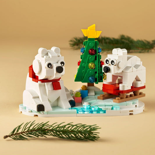 Lego Wintertime Polar Bears With Christmas Tree 40571
