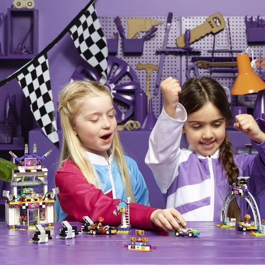 LEGO Friends The Big Race Day 41352