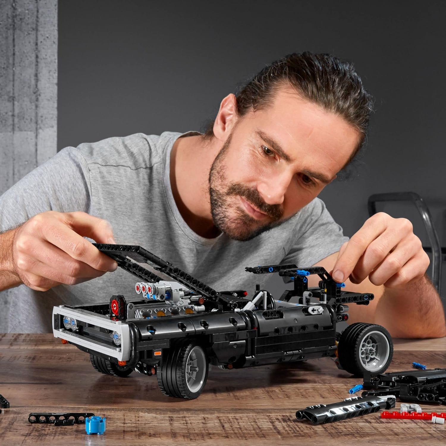 LEGO Technic 42111 - Fast & Furious Dom's Dodge Charger R/T 1970 - Marah Kids