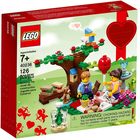LEGO Romantic Valentine Picnic 40236
