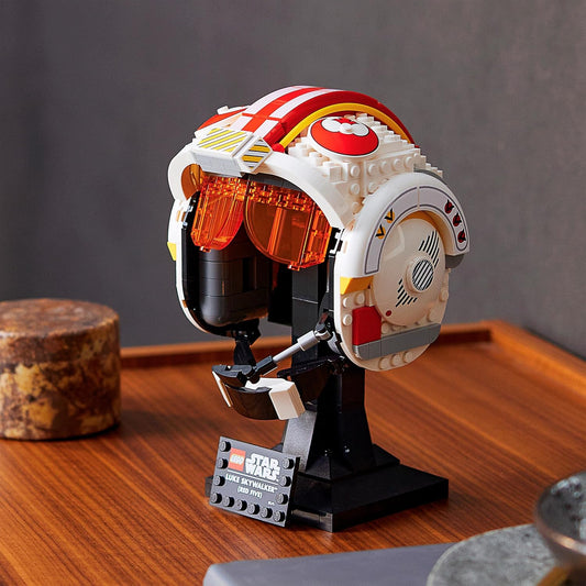 LEGO 75327 Star Wars Luke Skywalker Red Five Helmet Set