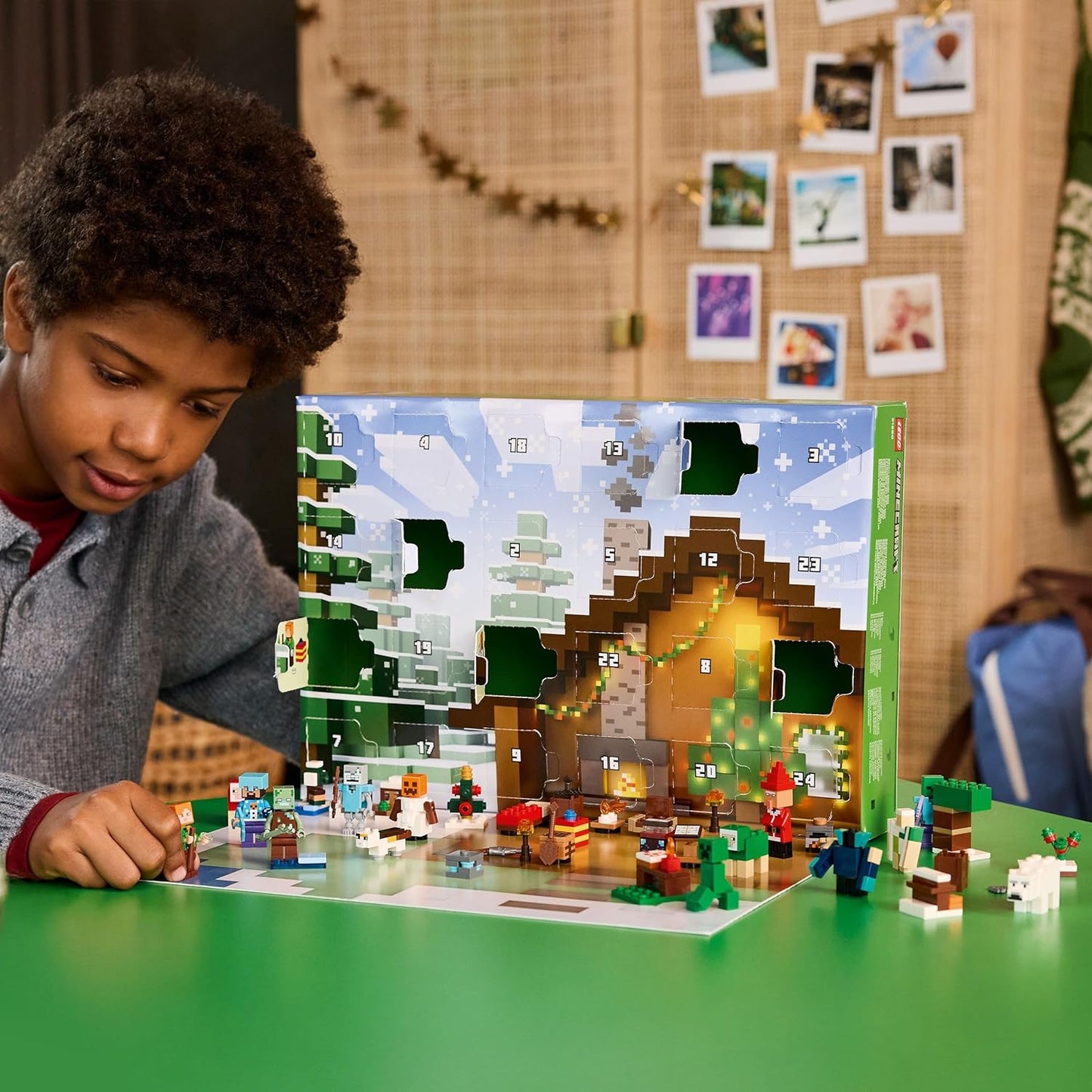LEGO Minecraft Advent Calendar 2025 Minifigures & Mini Builds 21280