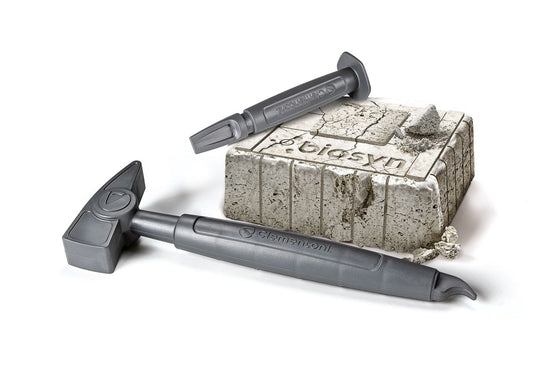Clementoni Triceratops and Velociraptor Dig Kit