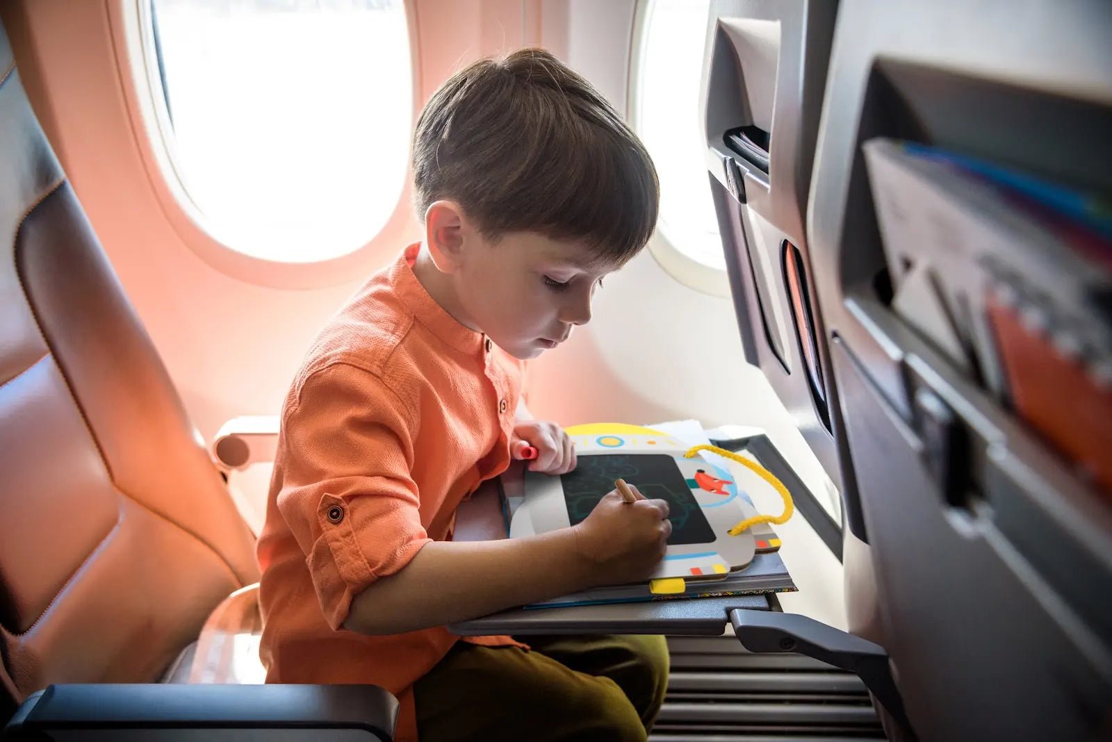 AVENIR LCD Artidoodle Board Space – Kids Drawing Tablet with Stylus - Marah Kids