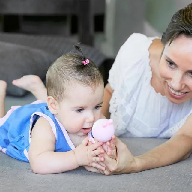 Alilo – Smarty Shake & Tell Rattle, R1 - Smarty Pink | Shake & Tell Rattle, Music, Stories, & Color Learning for Babies | Hi - Fi Sound, Light - Up Ears, USB Charging | 0+ - Marah Kids