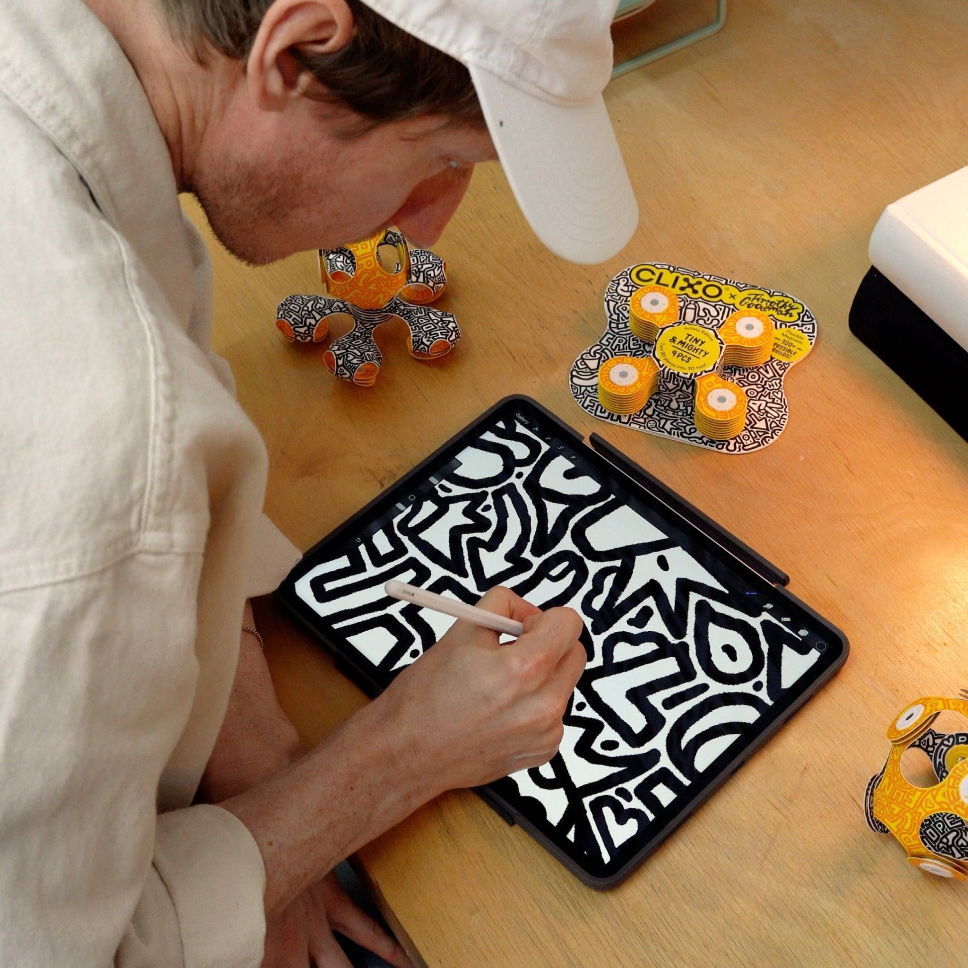 Clixo Tiny & Mighty Artist Edition - Timothy Goodman - Marah Kids