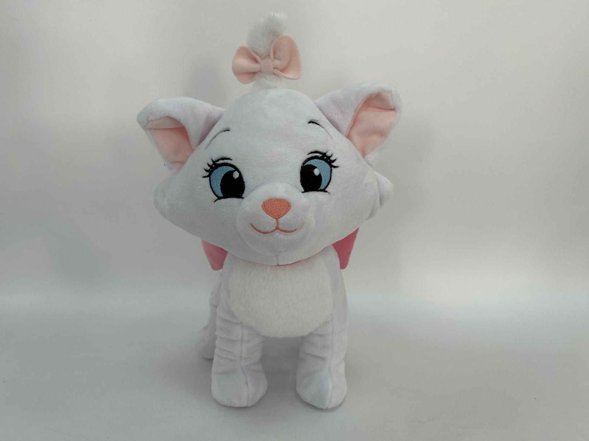 DISNEY PLUSH ANIMAL CORE MARIE M2 14IN - Marah Kids