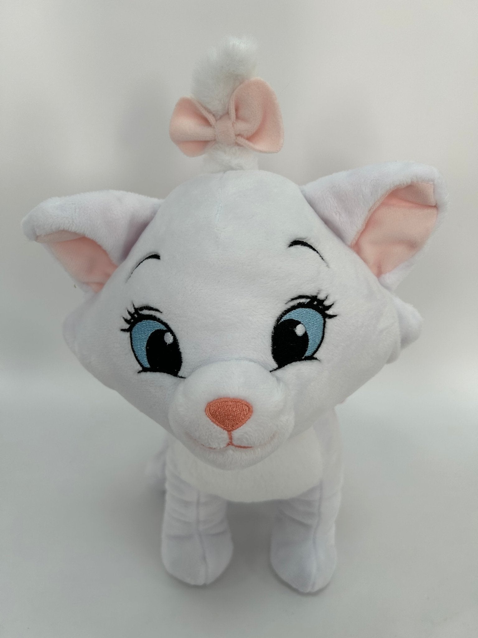 DISNEY PLUSH ANIMAL CORE MARIE M2 14IN - Marah Kids