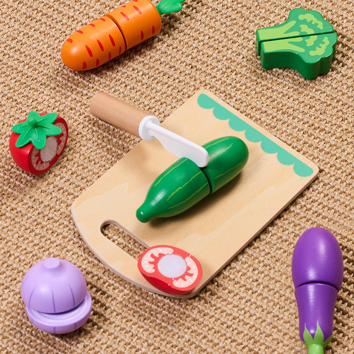 Tooky Toys Cutting Vegetables wooden role play toy - view 4 | Marah Kids