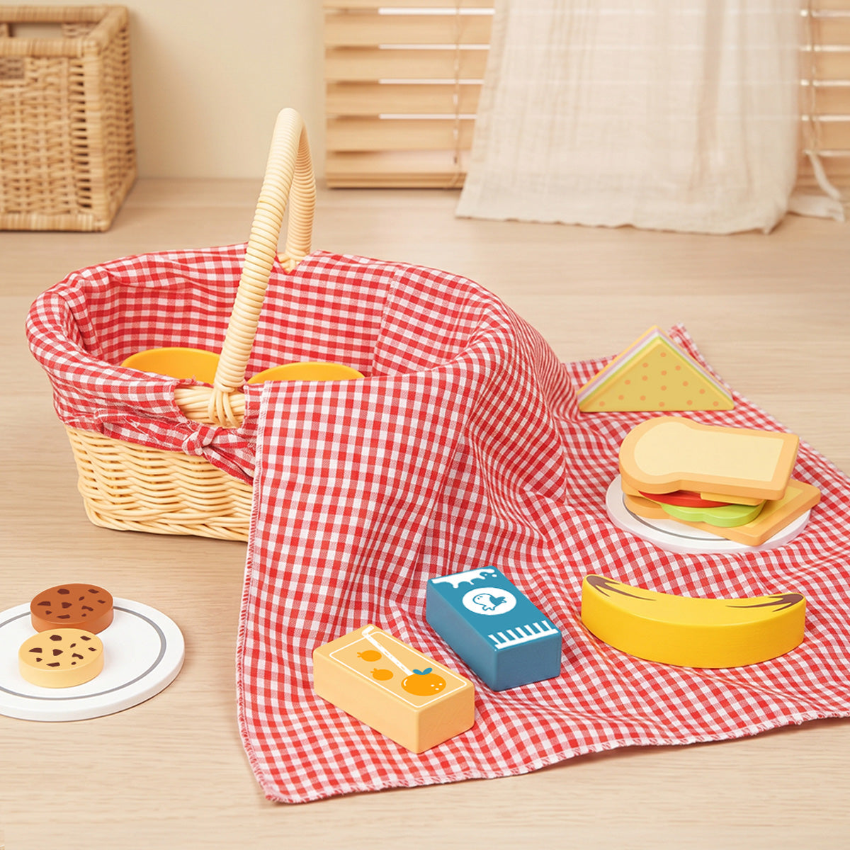 Tooky Toys Picnic Basket kids wooden kitchen toy - view 7 | Marah Kids