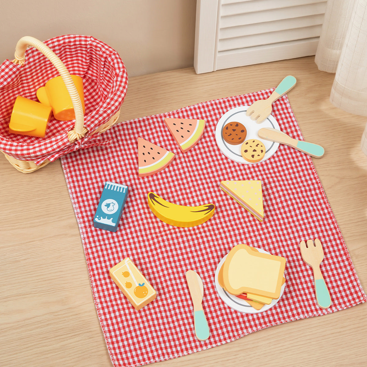 Tooky Toys Picnic Basket wooden role play toy - view 8 | Marah Kids