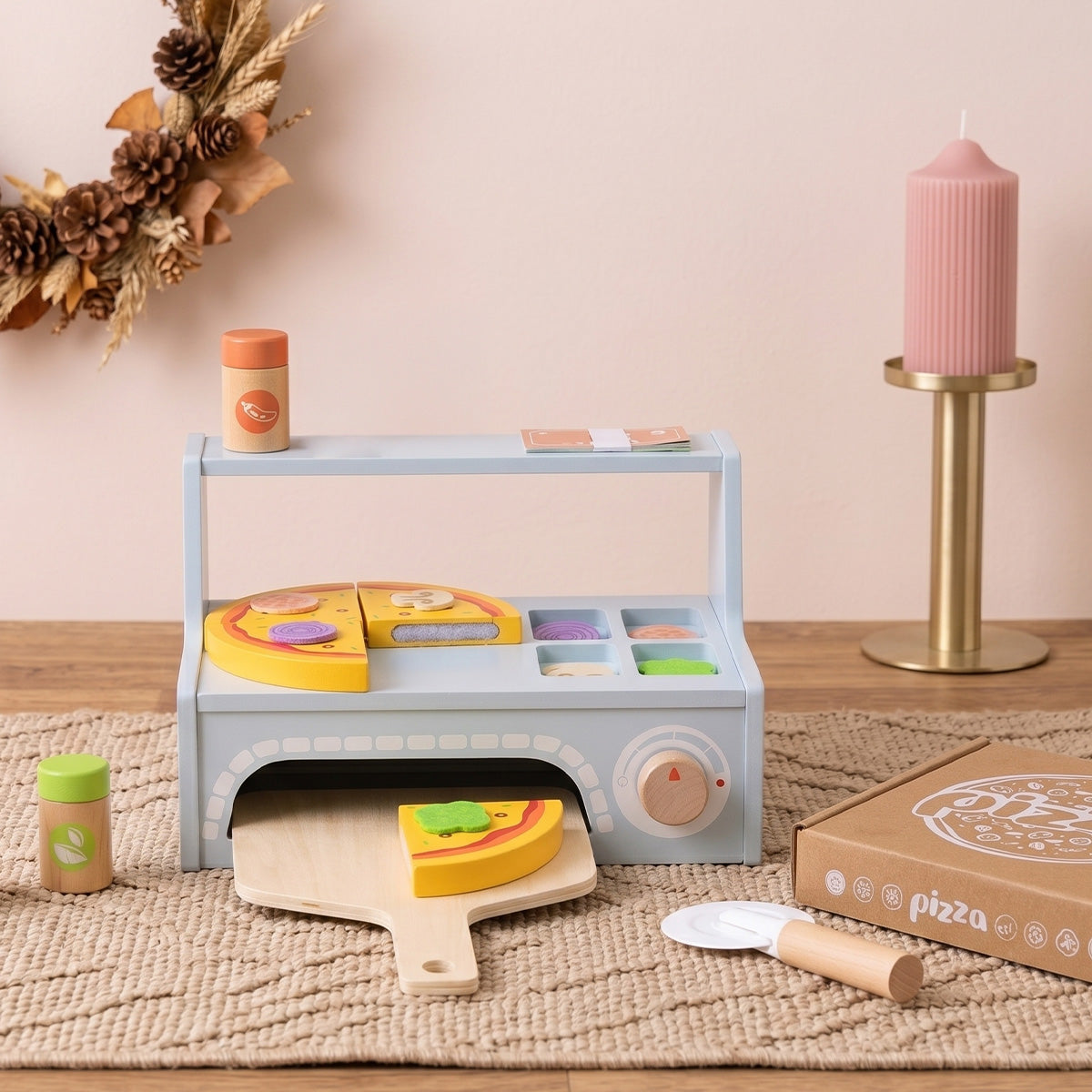 Tooky Toys Pizza Oven wooden role play toy - view 4 | Marah Kids