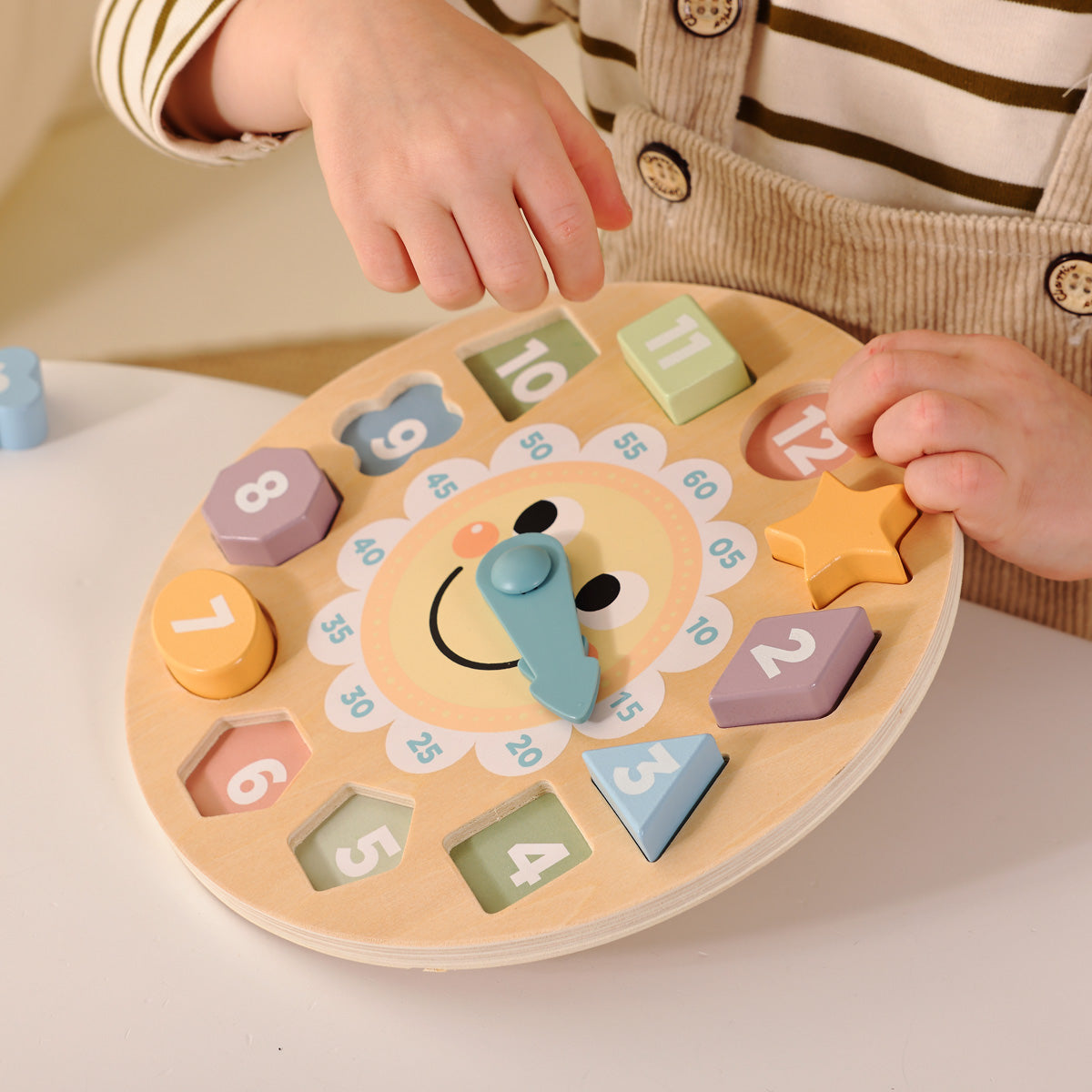 Tooky Toys My Calendar wooden activity toy - view 2 | Marah Kids