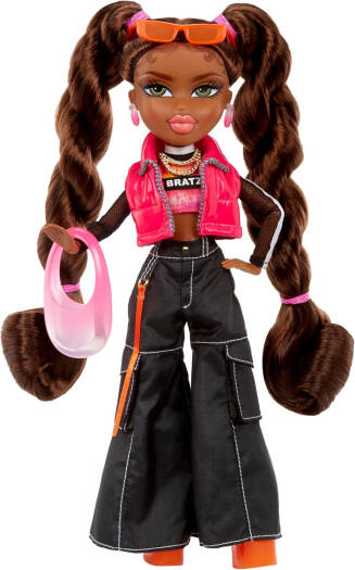 Bratz - Always Sasha Fashion Doll with 10 Accessories and Poster A - Multicolour | Signature Yasmin Style | Removable Outfit | Collectible Packaging | Ages 6 + up - Marah Kids