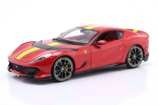 Bburago 1:18 Ferrari  Signature - Ferrari 812 Competizione