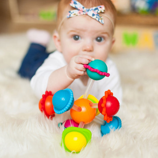 Tomy - Fat Brain Toys Wimzle