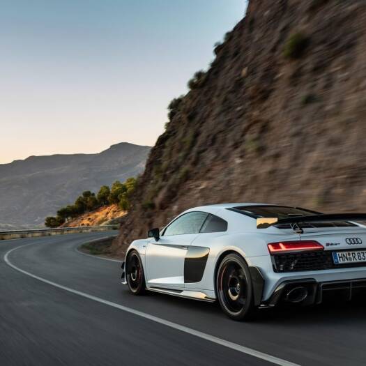 D - power MSZ – Audi R8 GT - White | Die - Cast Replica, Ultimate Collector's Item, Super Cars | Toy Vehicles, Metal Toy Car Model - Pull Back Collection | Size - 1:32, For Kids 3+ - Marah Kids