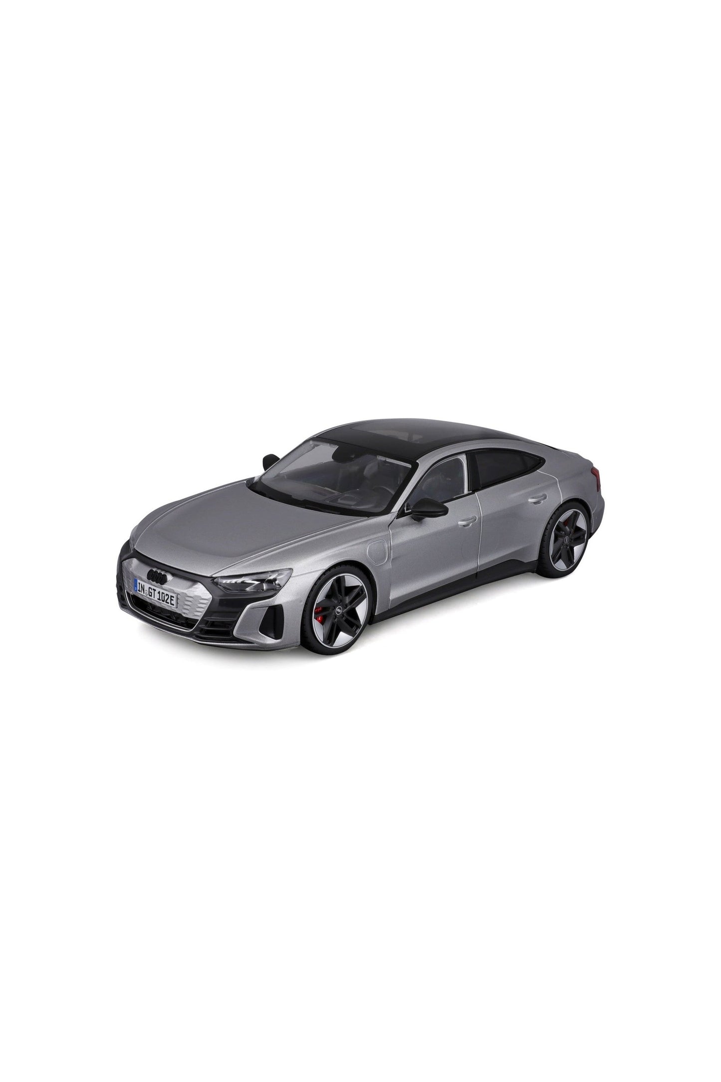 سيارة Audi RS e-tron GT 2022 باللون الفضي المعدني مصبوبة بمقياس 1/18 من إنتاج Bburago 11050